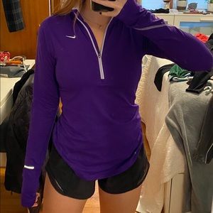 Nike Women’s XS quarter-zip purple pullover